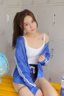 言教授要撞坏了